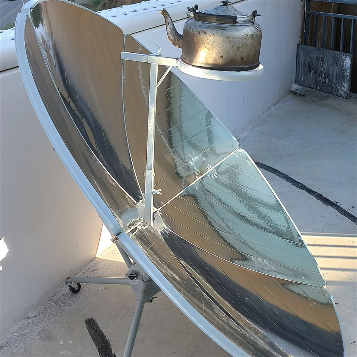 Solar Cooker Stove 150cm Diameter 1800W K1260