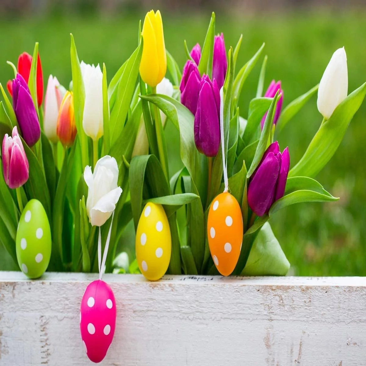 Easter Flowers 8lb Bottle N4292