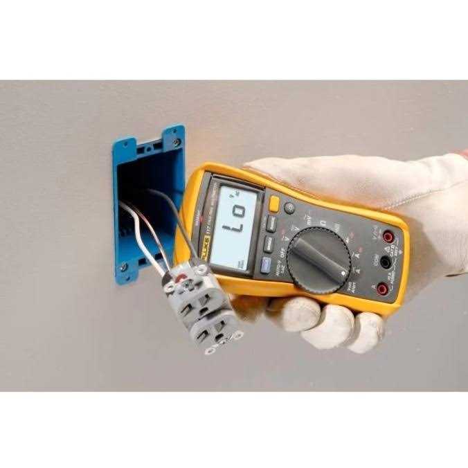 117 Fluke Multimeter U425254