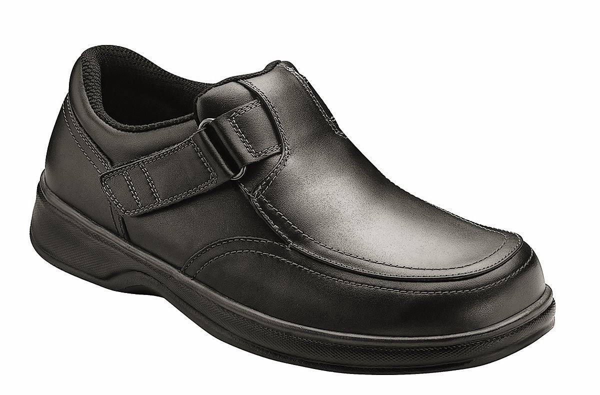 Black Leather Men’s Size 10 Shoes A95033